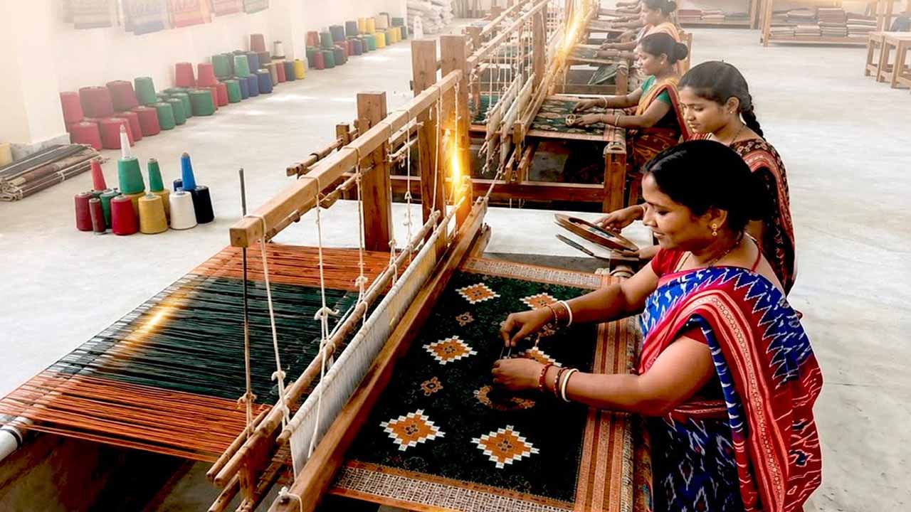 minister kishan reddy national handloom day schemes weavers