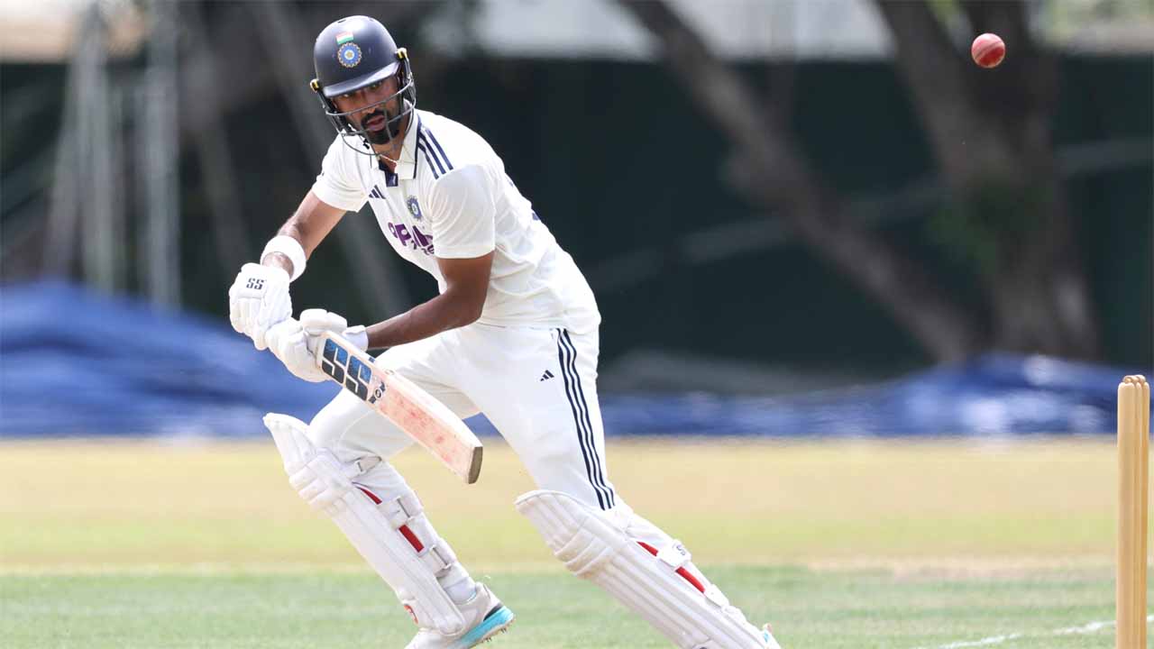 IND Vs SL: శ్రీలంకపై వీరవిహారం.. వచ్చిన అవకాశాన్ని సెంచరీ వైపు మలుస్తున్న పడిక్కల్!