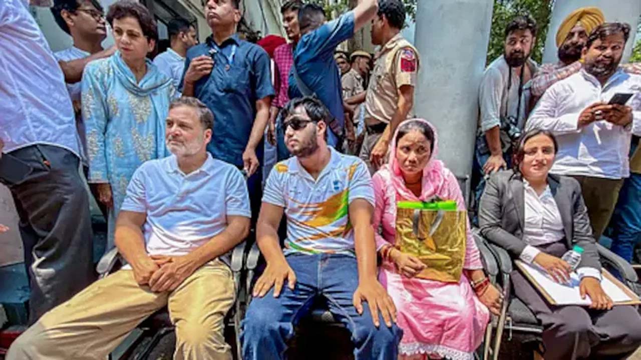 Rahulgandhi
