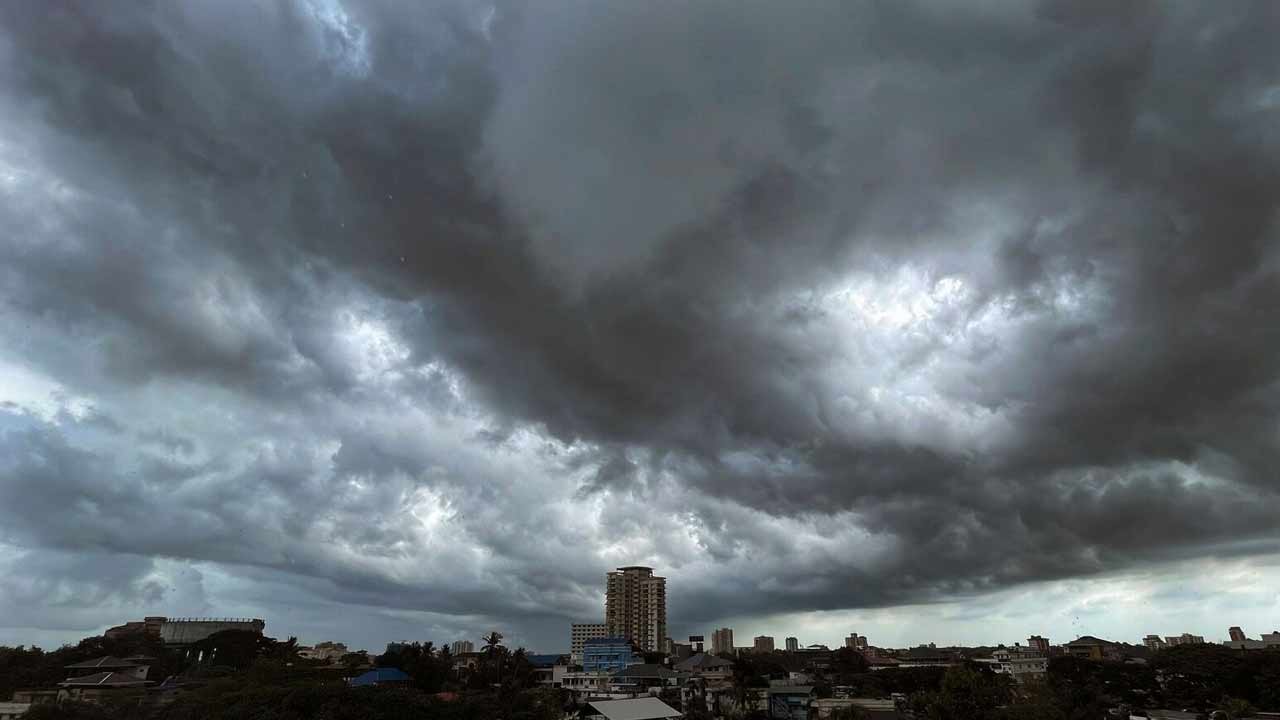 Heavy Rain Alert : ఏపీకి భారీ వర్ష ముప్పు.. ఉత్తరాంధ్రకు అలర్ట్