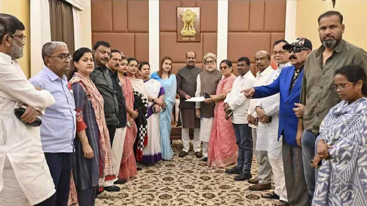 tmc rebel mps supreme court notice abhishek banerjee disqualification plea