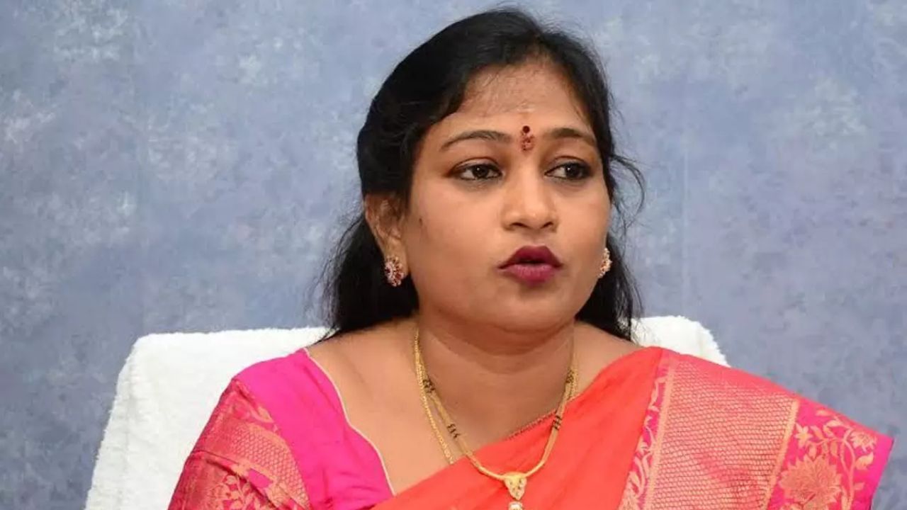 vangalapudi anitha asks ysrcp jagan attend assembly