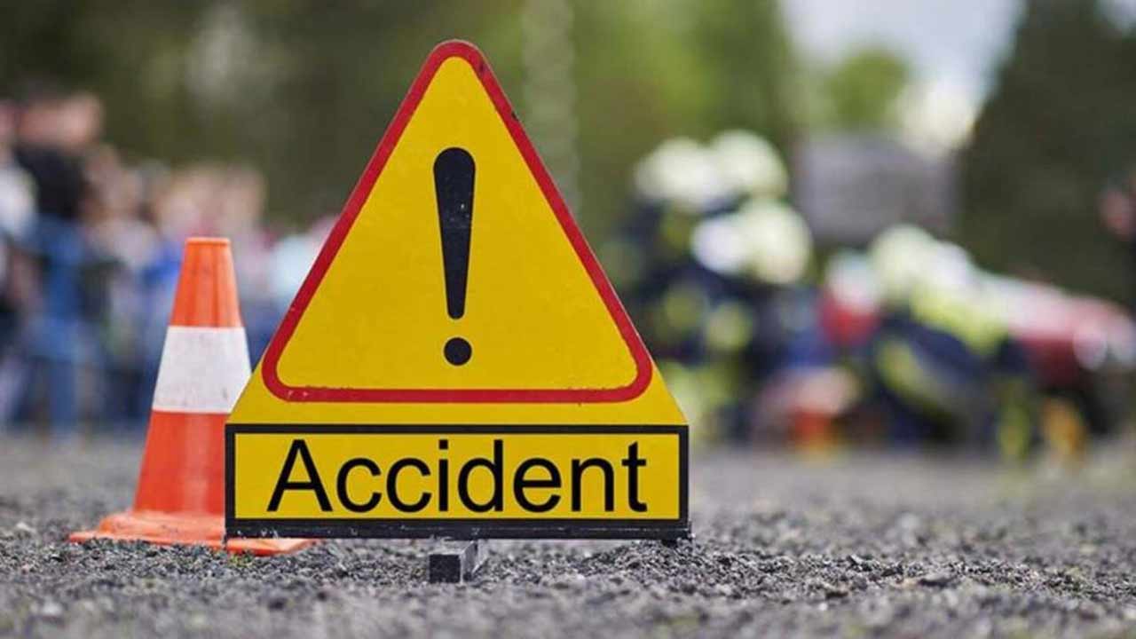 Gachibowli Bike Accident: గచ్చిబౌలిలో ఘోరం.. బైక్ ప్రమాదంలో ఐటీ ఉద్యోగి మృతి..