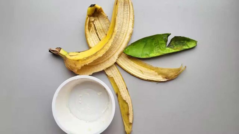 Kitchen Hacks : అరటి తొక్కతో ఈ మ్యాజిక్ తెలుసా? బేకింగ్ సోడా కలిపితే సూపర్ రిజల్ట్.!