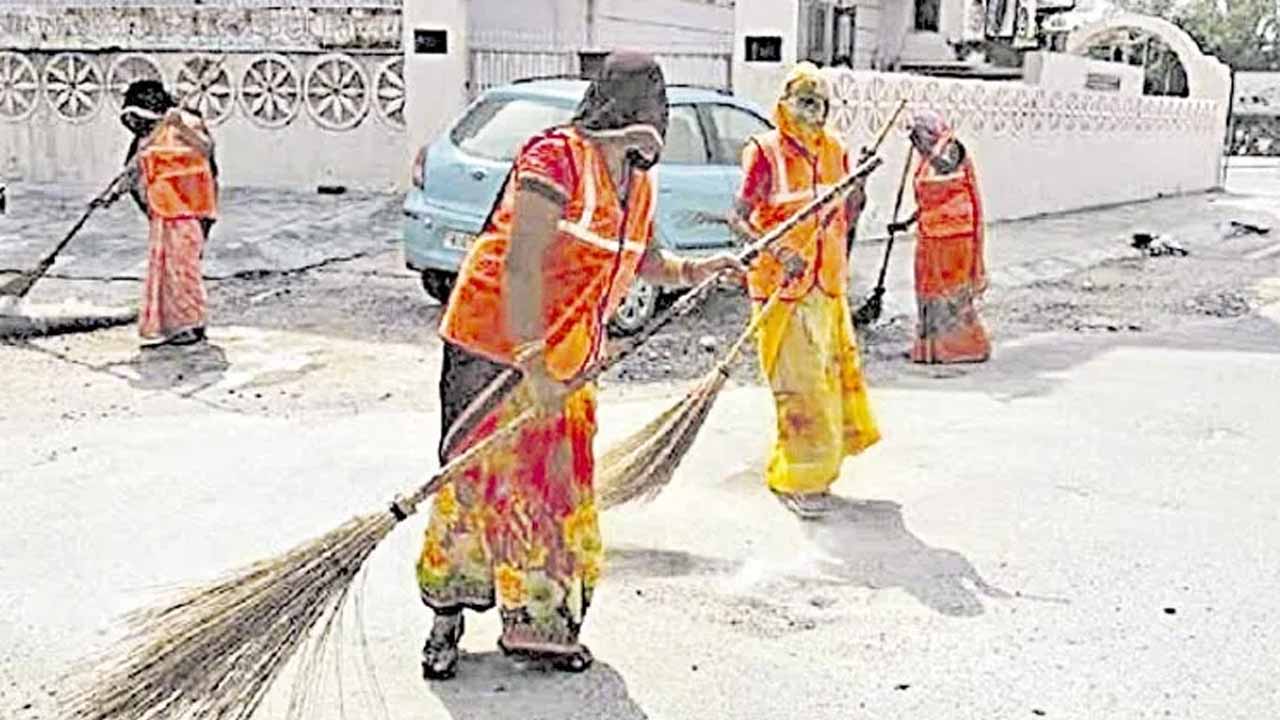 vijayawada vmc municipal contractors strike pending bills