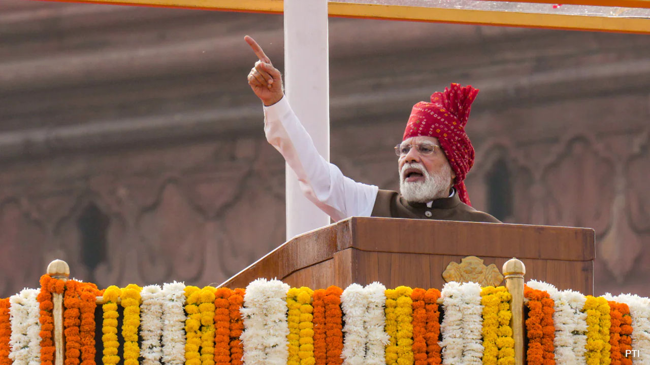 pm modi ai training 1 crore youth independence day 2026