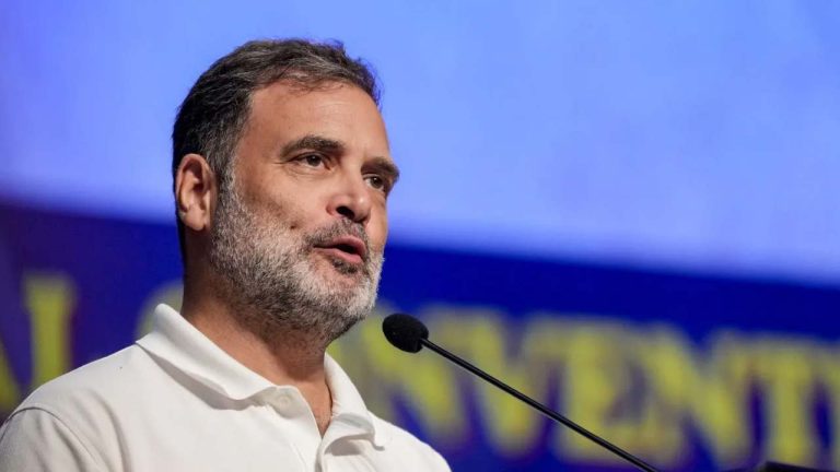 Rahul Gandhi: రాహుల్ గాంధీకి సుప్రీంకోర్టులో భారీ ఊరట..