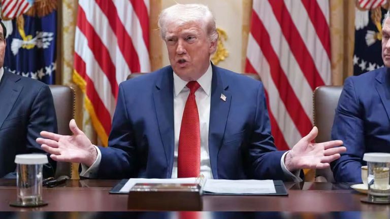 Donald Trump: మన దగ్గర భారీ ఆయుధ నిల్వ ఉంది.. ఇరాన్ పేద దేశం.. యుద్ధంపై ట్రంప్ కీలక ప్రకటన