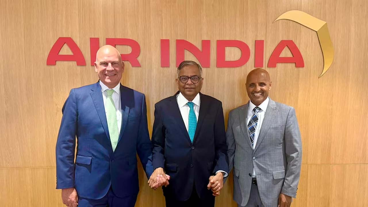 Air India: ఎయిరిండియా కొత్త సీఈవో ముందు సవాలు.. కోలుకోవడానికి దశాబ్దం పట్టే ఛాన్స్