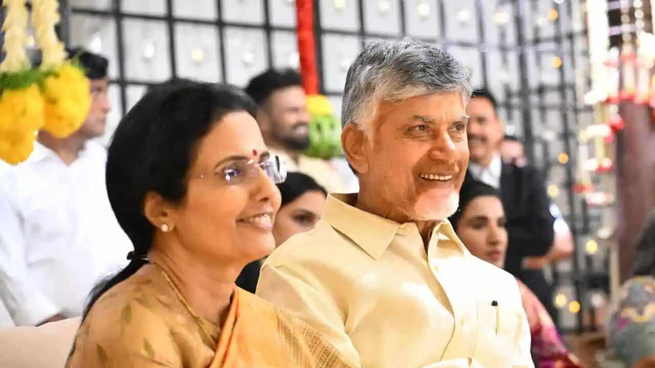CM Chandrababu Foreign Trip: ఫ్యామిలీతో సీఎం చంద్రబాబు విదేశీ టూర్.. 3 రోజుల వ్యక్తిగత పర్యటన..