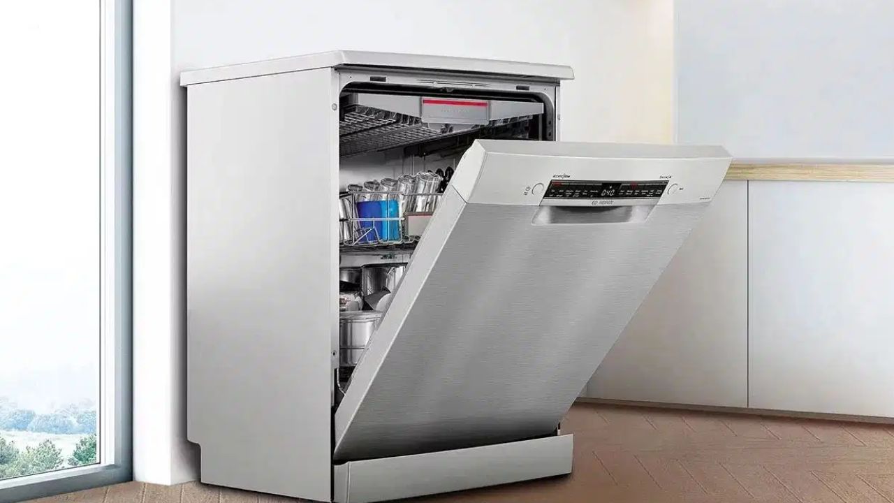 Dishwasher Prices: మహిళలకు గిన్నెలు తోమే తిప్పలు తప్పినట్టే! భారీగా తగ్గిన డిష్‌వాషర్ల ధరలు..