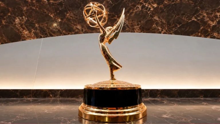 Emmy Awards 2026: ఎమ్మీ అవార్డ్స్‌లో సరికొత్త చరిత్ర.. మాథ్యూ రైస్, జీన్ స్మార్ట్‌కు అరుదైన ఘనత!