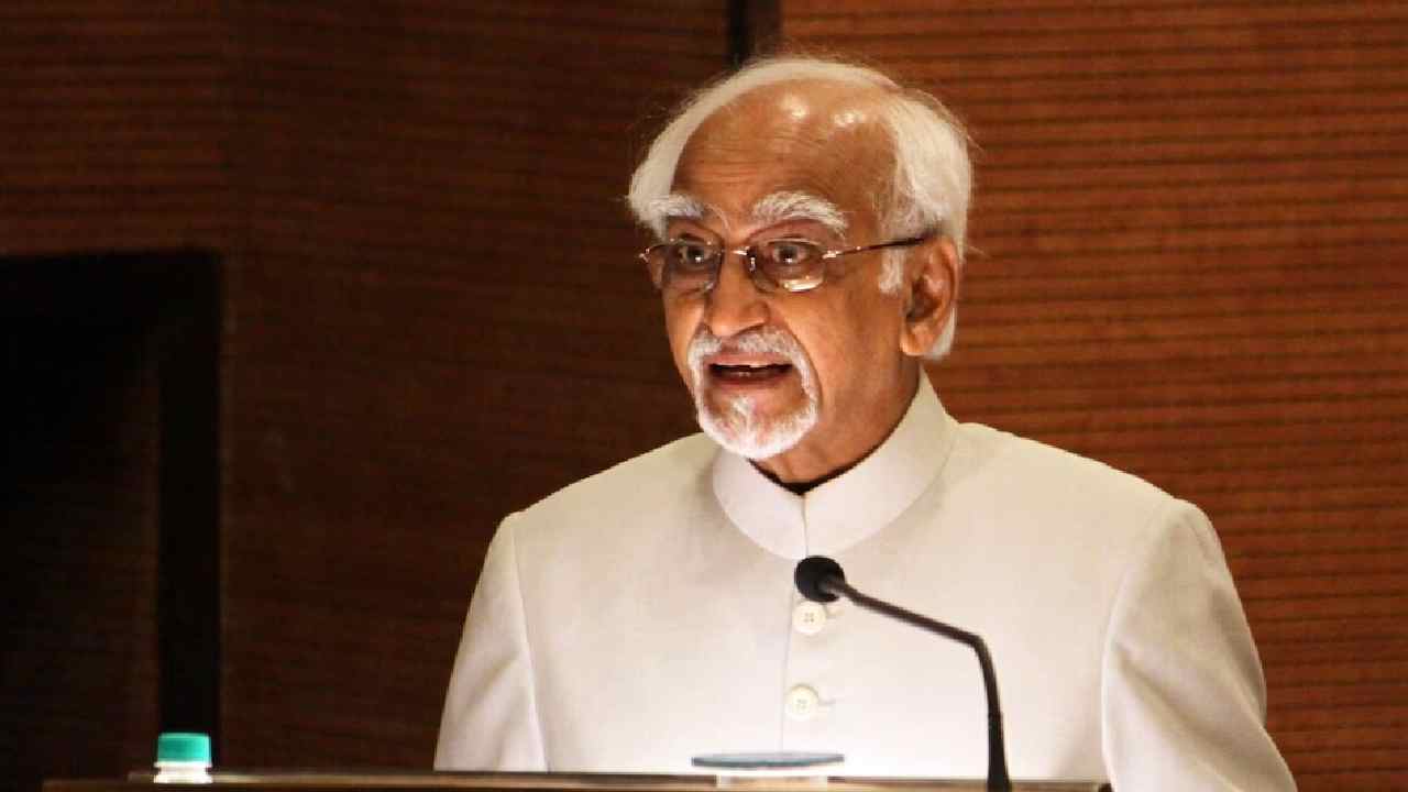 Hamid Ansari row: ‘‘ దేశానికి హిందువులు ముప్పా.?’’.. హమీద్ అన్సారీ వ్యాఖ్యలపై దుమారం..