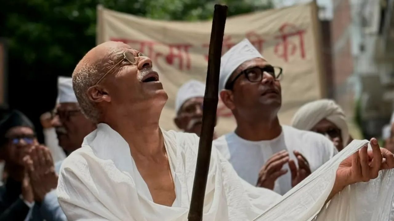 Mahatma Gandhi: గాంధీగా మారిన మనోజ్ బాజ్‌పేయి.. ఆ 21 రోజుల కథతో వస్తున్న కొత్త సినిమా!