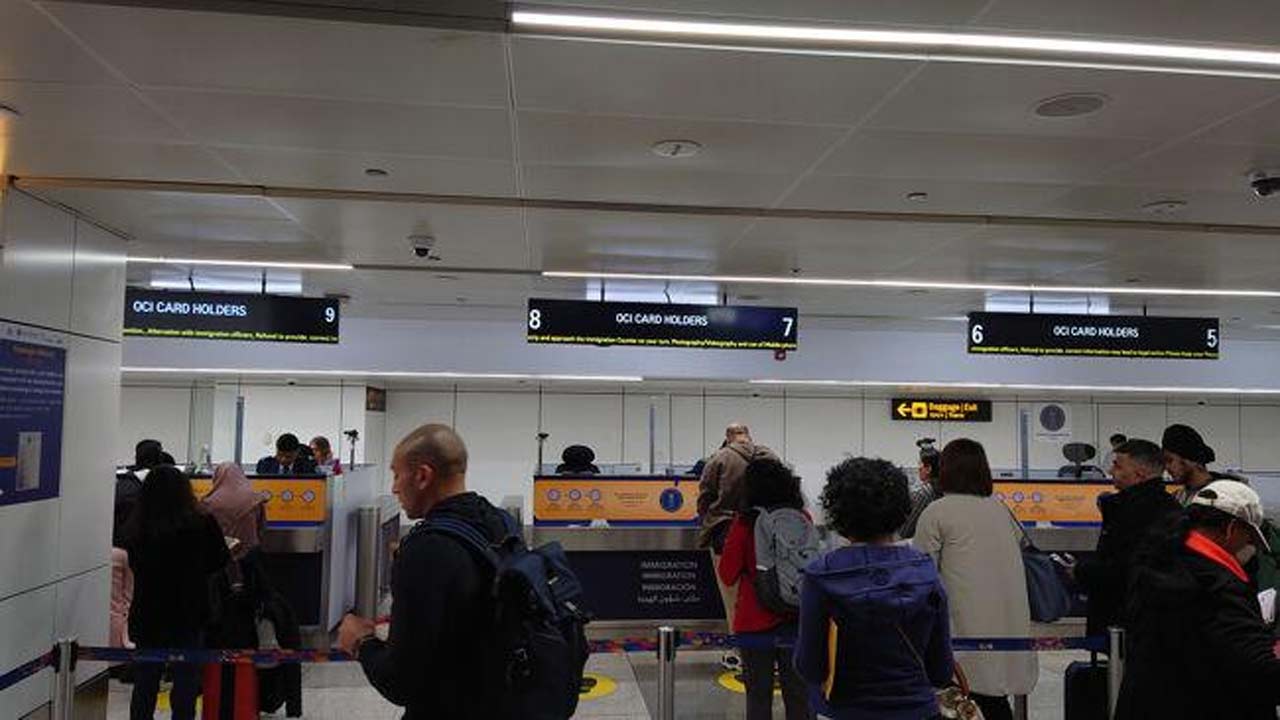 pune man plans malaysia trip with woman friend wife finds out after passport issue