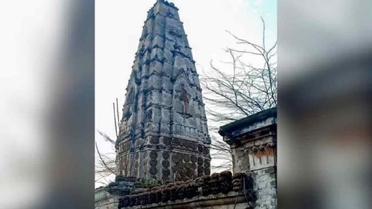 Pakistan: శతాబ్ధం నాటి హిందూ ఆలయం కూల్చివేత.. పాక్‌పై  భారత్ ఆగ్రహం..