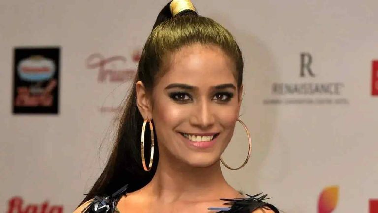 Poonam Pandey: శృంగార వీడియోలు ‘‘సామాజిక సేవ’’.. వ్యభిచారంపై పూనమ్ పాండే సంచలన వ్యాఖ్యలు..