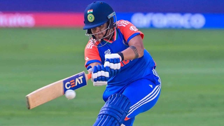 IND Vs SL: మహిళల ఆసియా కప్ ఫైనల్.. శ్రీలంక బౌలర్లపై విరుచుకుపడిన షఫాలీ వర్మ, స్మృతి మంధాన..