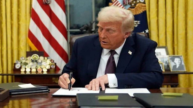 Trump-Iran: మధ్యంతర ఎన్నికల వేళ ట్రంప్ ప్రత్యేక సమావేశం.. ఇరాన్‌ యుద్ధంపై కీలక ప్రకటన చేసే అవకాశం