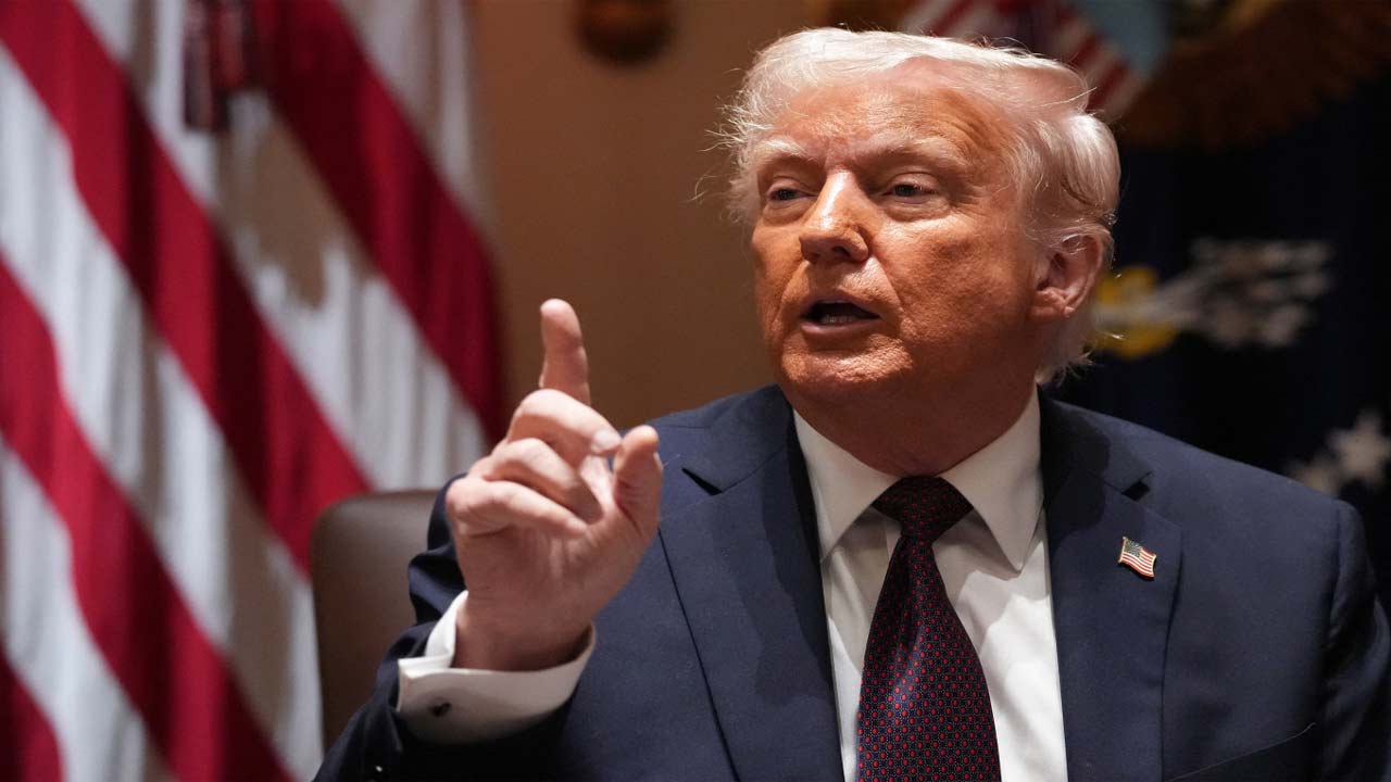 trump cnn kaitlan collins unga media row