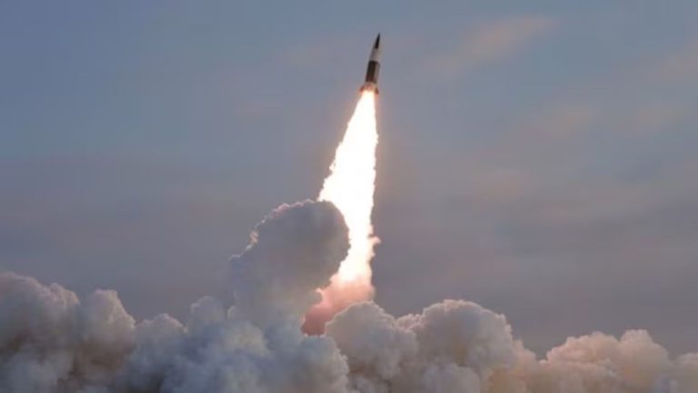 US Iran Conflict: మిడిల్ ఈస్ట్‌లో మిసైల్ వార్.. అమెరికాపై ఇరాన్ ఎదురుదాడితో హైటెన్షన్!