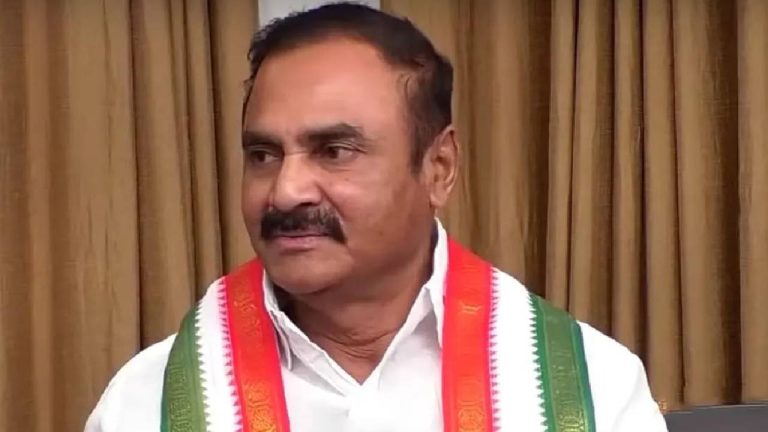 Chandrasekhar Reddy: గేట్లు బద్దలు కొట్టి, సెక్యూరిటీని బెదిరించి.. అల్లు అర్జున్ మామ దౌర్జన్యం..?