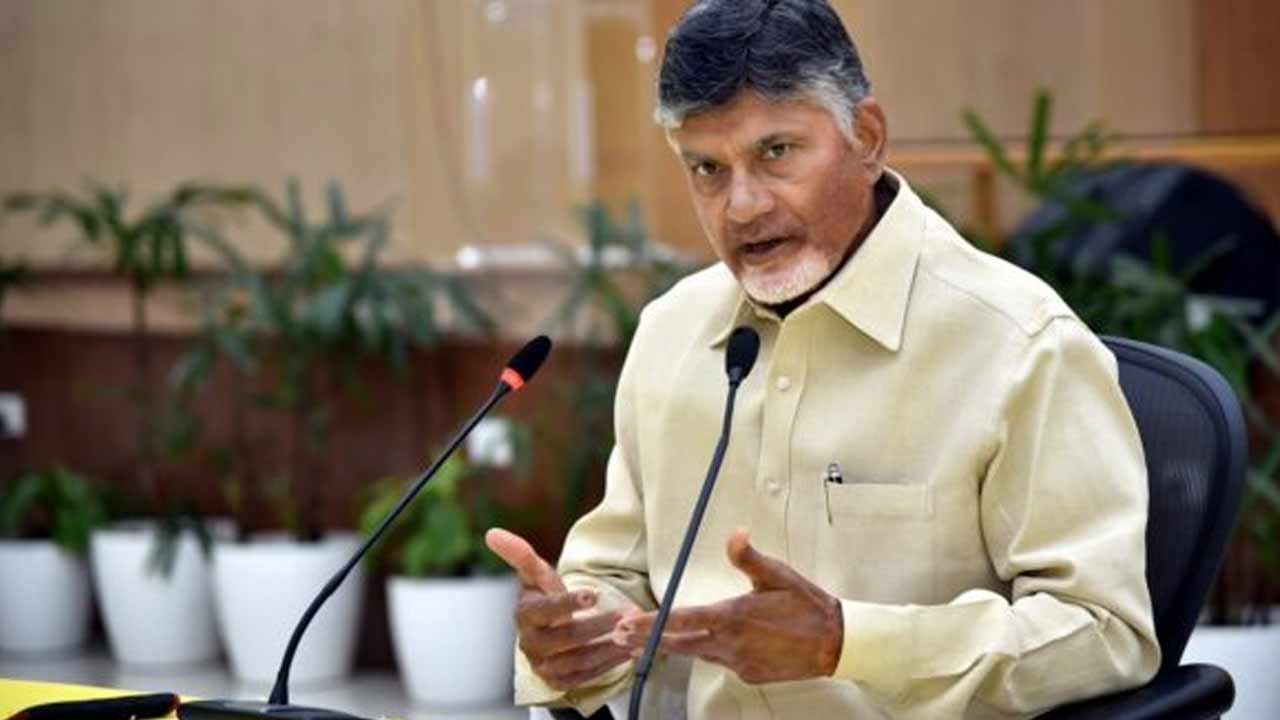 CM Chandrababu : వచ్చే కాన్ఫరెన్స్ నాటికి 100 శాతం కనెక్టివిటీ ఉండాల్సిందే