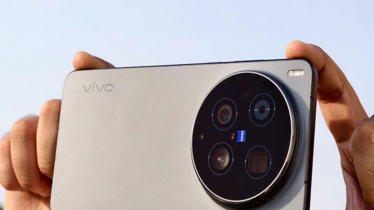 Best Selfie Camera Phones: సెల్ఫీ ప్రియులను ఆకట్టుకునే టాప్ కెమెరా ఫోన్లు.. ధర, ఫీచర్లు ఫుల్ డీటెయిల్స్ ఇవే..