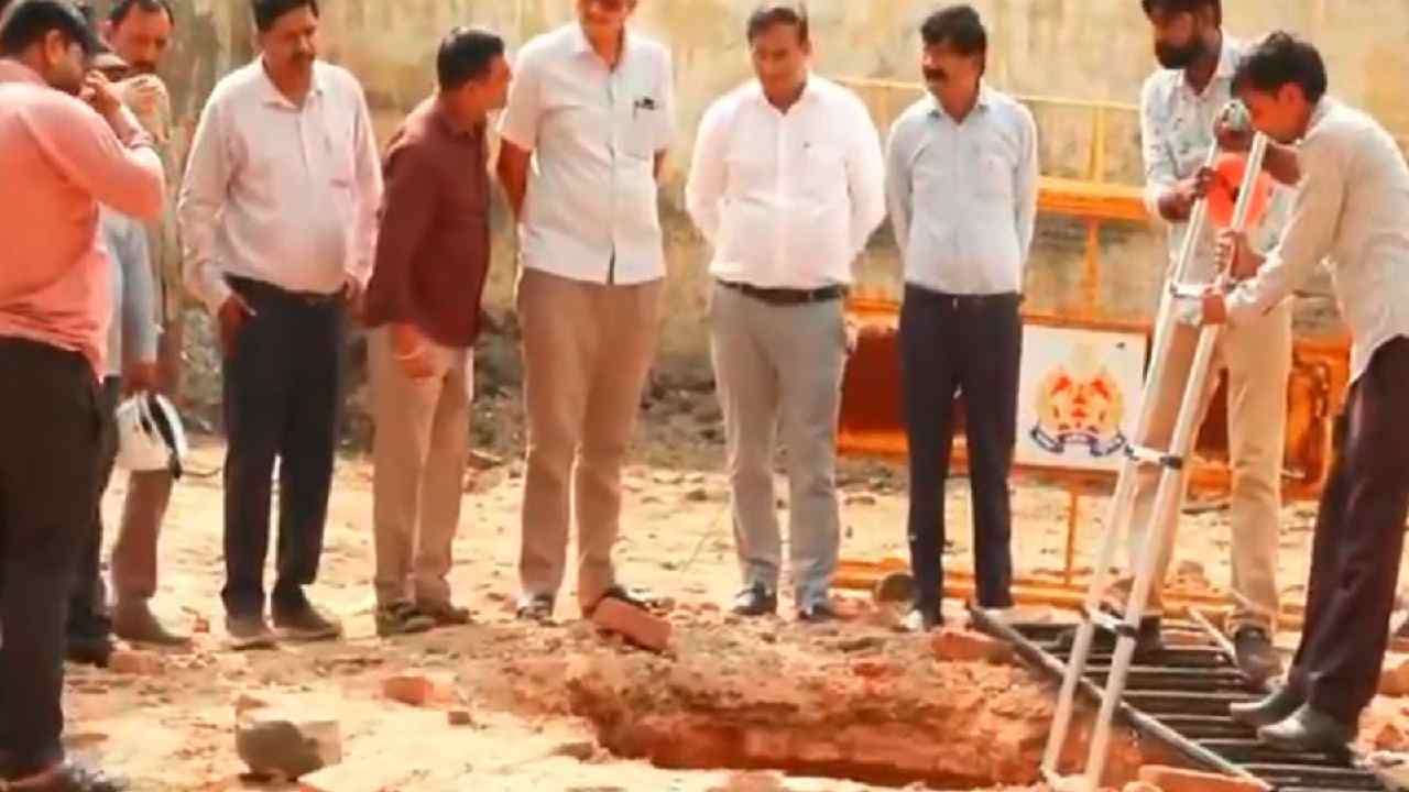 Saharanpur Mosque: కూల్చివేసిన మసీదు కింద పురాతన బావి.. ASI ఎంట్రీ..