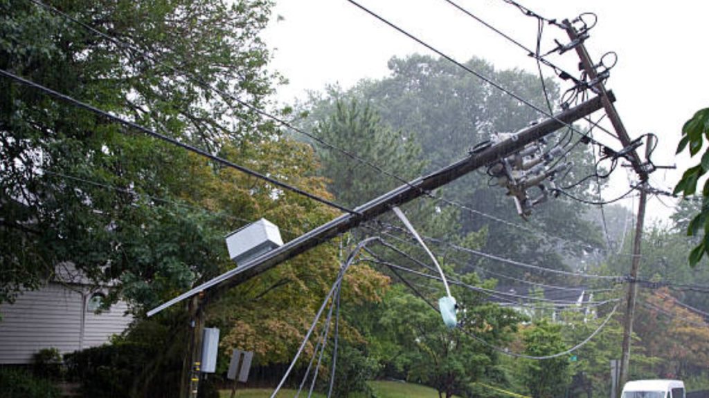 6000 Power Poles Down