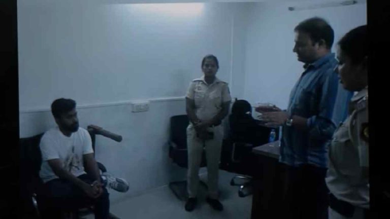Police VS CJP: అభిజిత్ దీప్కే ఆరోపణలు.. సాక్ష్యంగా ఢిల్లీ పోలీసులు వీడియో రిలీజ్.