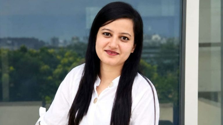 Software Engineer S*uicide: ‘పెళ్లి చేసుకోకపోతే చచ్చిపోతా’.. ప్రియుడికి వీడియో కాల్ చేసి సాఫ్ట్‌వేర్ ఇంజినీర్ అర్చన ఆత్మహత్య.!