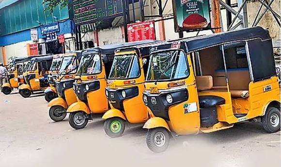 Viral: అదనపు ఆదాయం కోసం ఆటో కొన్న సాఫ్ట్‌వేర్ ఉద్యోగి.. చివరికి ఏం జరిగిందో తెలుసా..