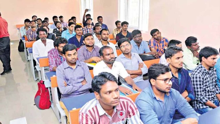 BC Study Circle: బీసీ స్టడీ సర్కిల్‌లో కోచింగ్ తీసుకున్న విద్యార్థులకు గుడ్‌న్యూస్.. ప్రతీ నెల ఇచ్చే స్టైఫండ్ పెంపు..