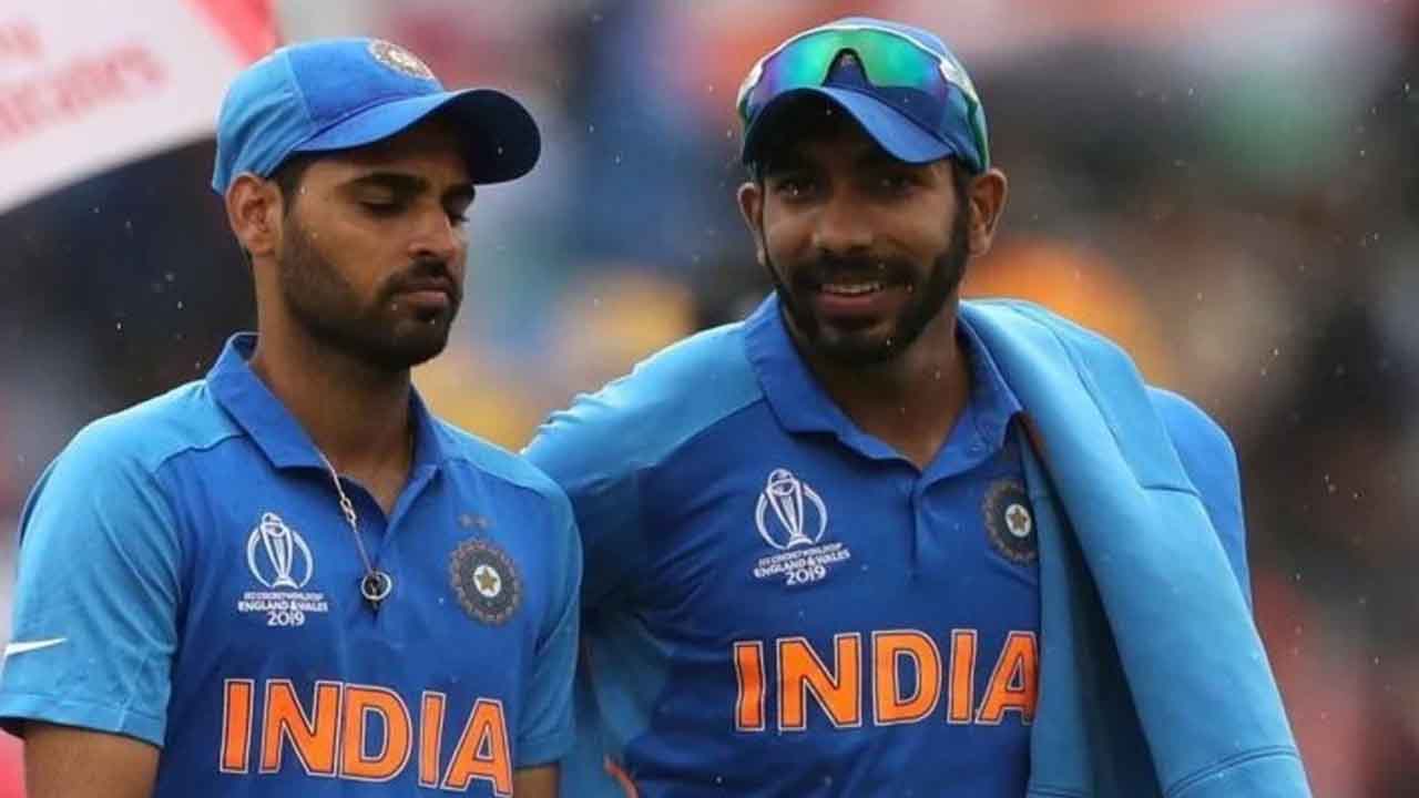 mohammad kaif praises bhuvneshwar kumar compares t20 stats jasprit bumrah