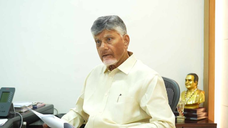 Arnab Cyclone Alert: తుఫాన్ విరుచుకుపడుతుంది.. విద్యా సంస్థలకు సెలవులు ఇవ్వండి.. సీఎం ఆదేశాలు..