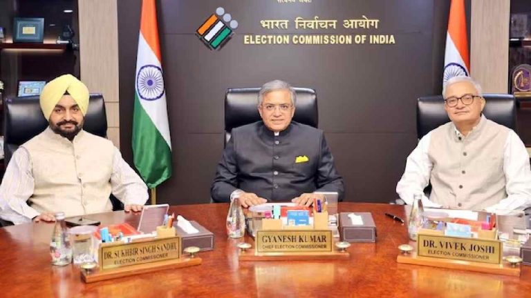 Election Commission: ఎన్నికల సంఘంలో విభేదాలపై సంచలనం.. ‘‘అన్ని నిర్ణయాలు ఏకగ్రీవమే’’..