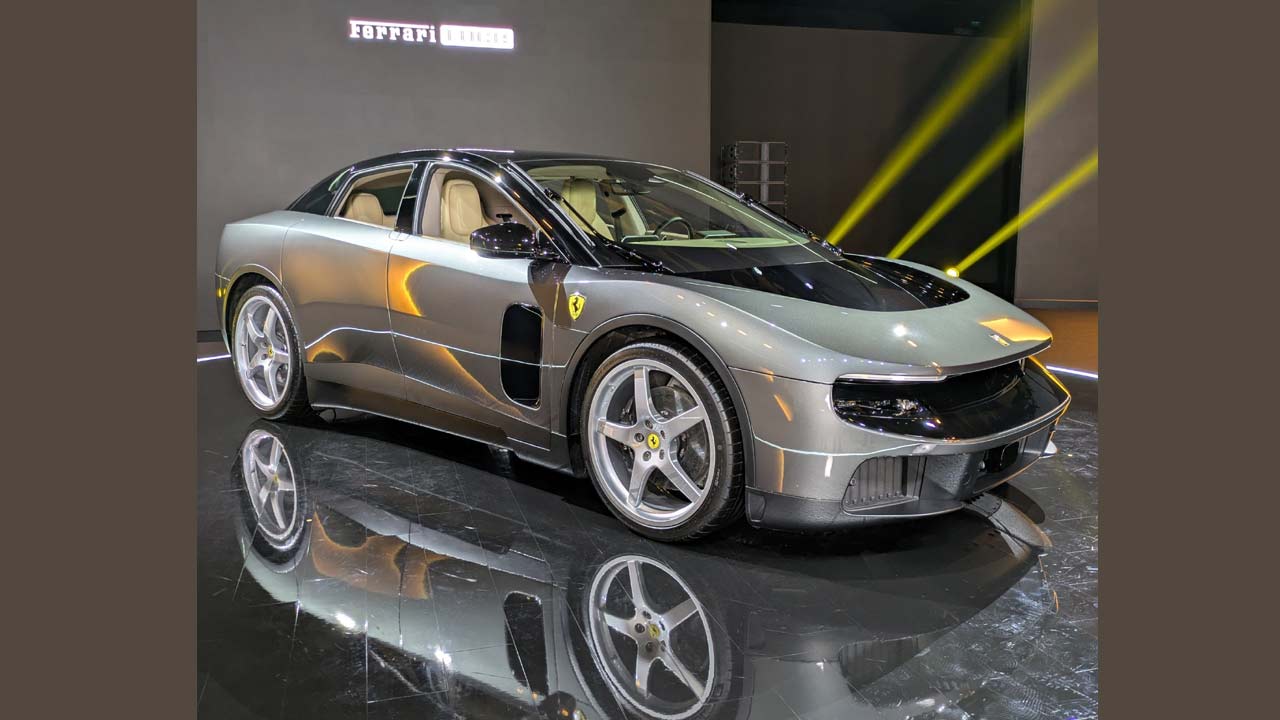 Ferrari Luce: భారత్‌లోకి ఫెరారీ తొలి ఎలక్ట్రిక్ కారు.. 2.5 సెకన్లలో 100 km/h స్పీడ్!