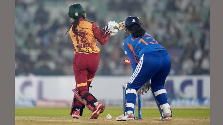 IND W vs ZIM W 1st T20: బౌలర్ల దెబ్బకు వణికిన జింబాబ్వే.. భారత్‌ టార్గెట్ 115
