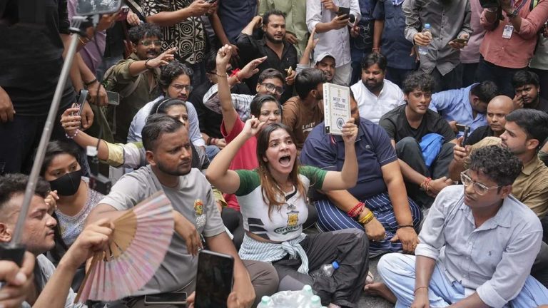 Jantar Mantar Protest 2026: జంతర్ మంతర్ వద్ద ఉద్రిక్తత.. ఇంటర్నెట్ సేవలపై ఆంక్షలు.. పలువురు నిరసనకారులు అదుపులోకి