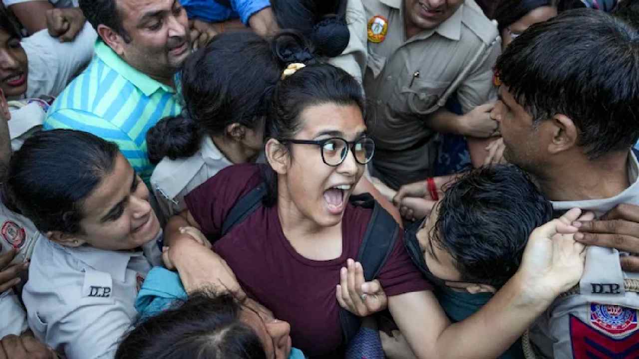 delhi high court rejects neha boras plea against rs 10000 peace bond notice