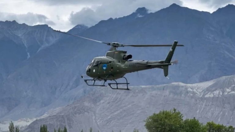 Pakistan Army Plane Crash: పాకిస్థాన్‌లో కూలిన ఆర్మీ శిక్షణ విమానం.. ఇద్దరు పైలట్లు మృతి
