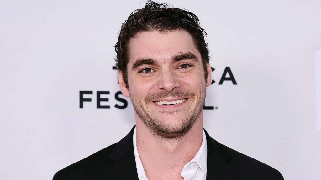 Rj Mitte Dies