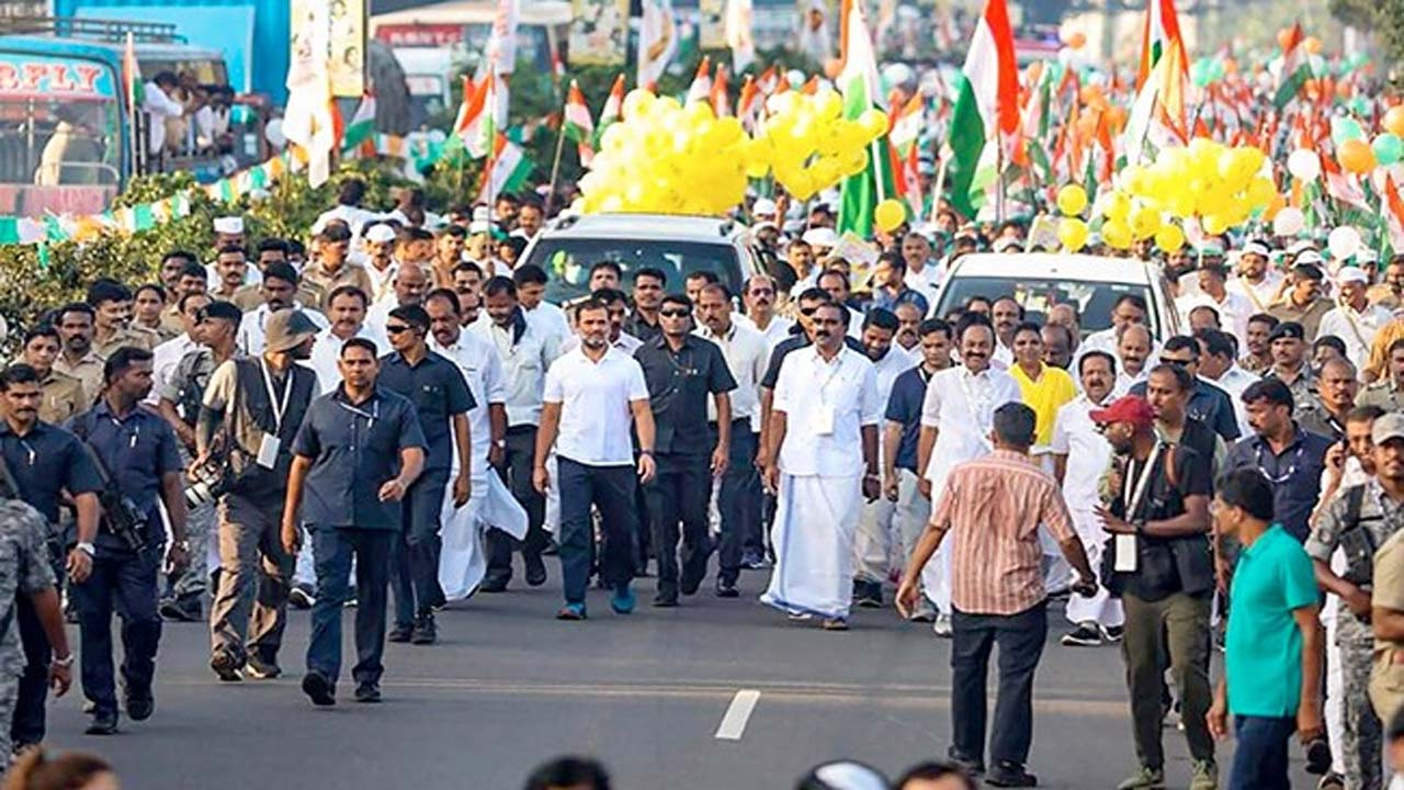 Rahul Gandhi: పండుగల సమయం.. ర్యాలీ వాయిదా వేయండి.. రాహుల్‌గాంధీకి వ్యాపారుల విజ్ఞప్తి