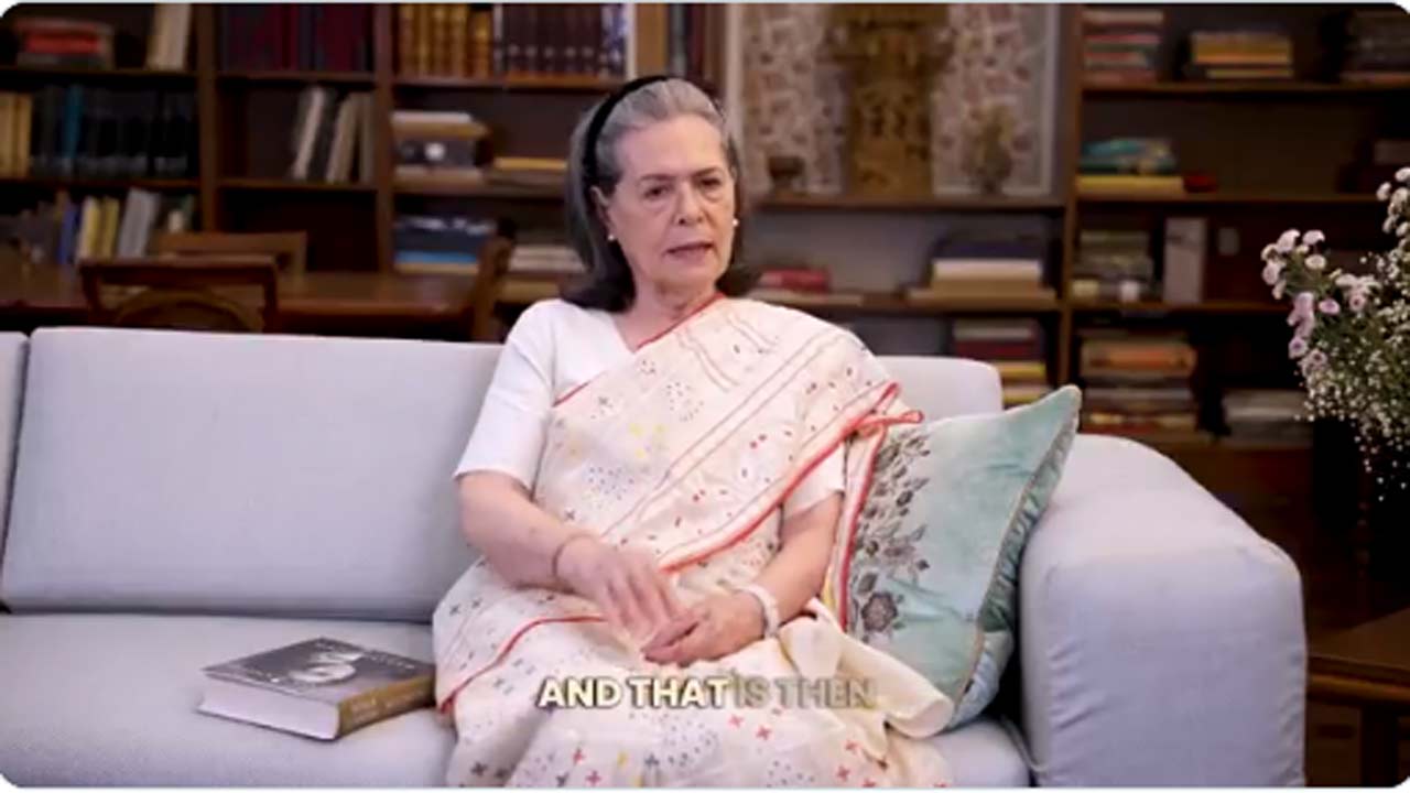 Sonia Gandhi: ‘ఎక్స్‌’లోకి ఎంట్రీ.. రాజీవ్‌తో తొలి భేటీ వివరాలు పంచుకున్న సోనియాగాంధీ