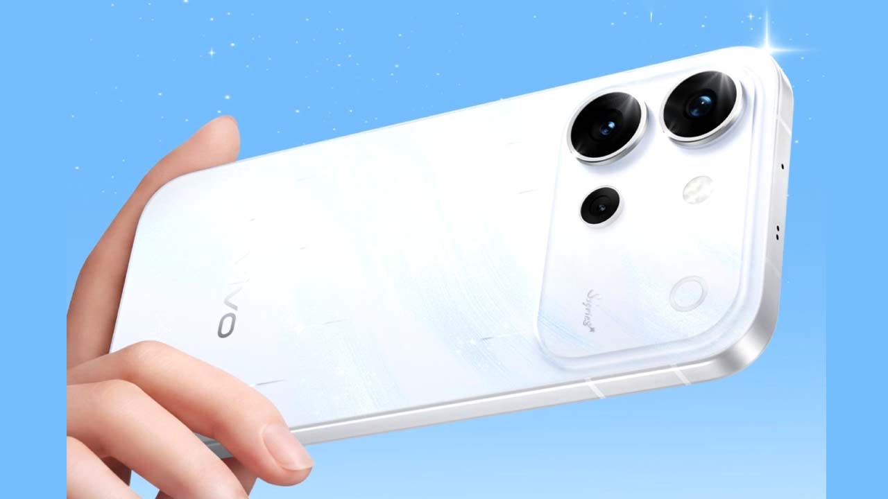 vivo s70 launch visionox oled display snapdragon 8s gen 4 64mp camera