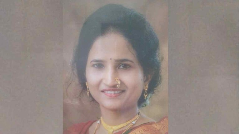 Techie Suicide: జీతం ఇవ్వాలని వేధింపులు.. మహిళా టెక్కీ ఆత్మహత్య..