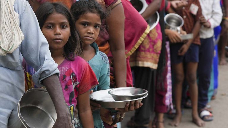 International Day for the Eradication of Poverty: పేదరికం అంటే ఆకలి మాత్రమే కాదు.. కొత్త సవాళ్లివే.!