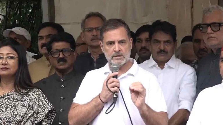 Rahul Gandhi: ‘‘ఢిల్లీ ర్యాలీకి ప్రజలు రాకుండా అడ్డంకులు’’.. కేంద్రంపై రాహుల్ ఆరోపణలు..