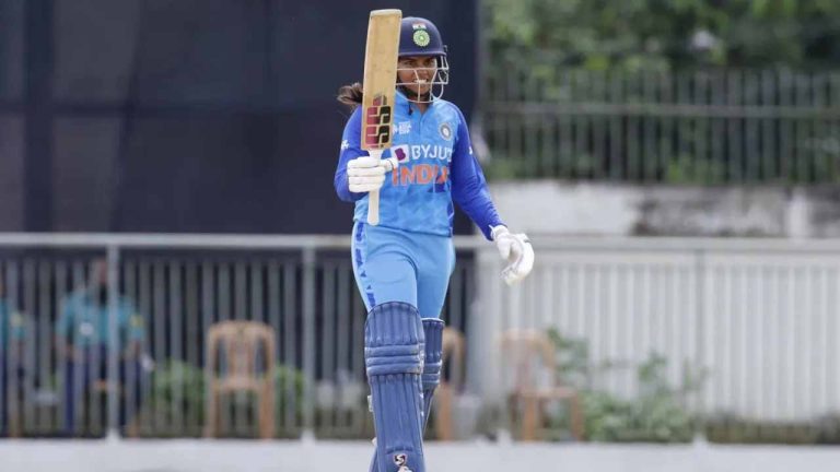 Meghana Retirement: బిగ్ షాక్.. క్రికెట్‌కు రిటైర్మెంట్ ప్రకటించిన ఇండియన్ ప్లేయర్..